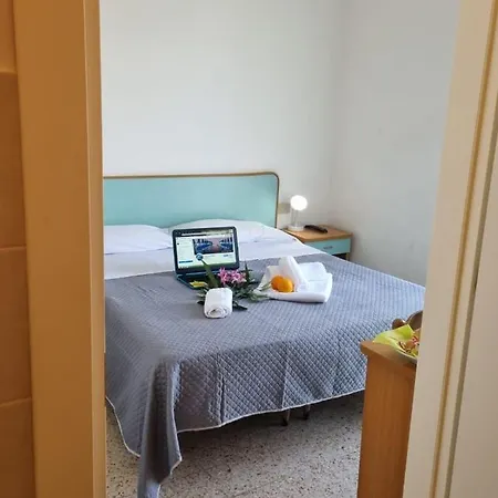 Hotel Luna Rossa Basic Rimini