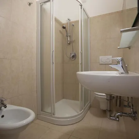 Confort Hotel 3*