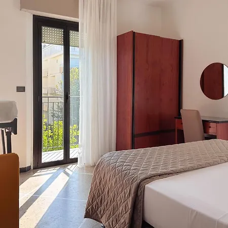 Hotel Lime 3*