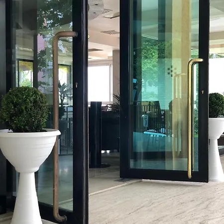 Artide Hotel