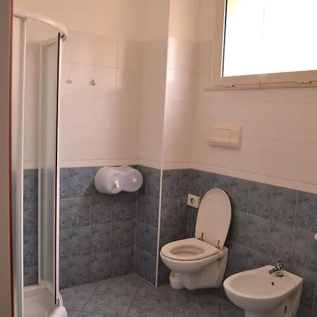 Hotel Corona Ξενοδοχείο