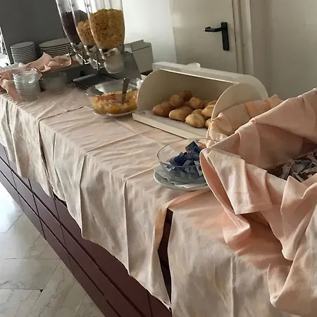 Gemma Hotel 2*