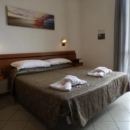 Hotel Liston 3*
