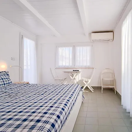 Attico A Marina Centro Apartment *