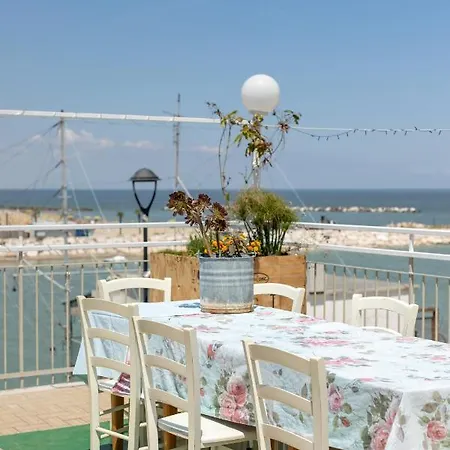 Maris Hotel