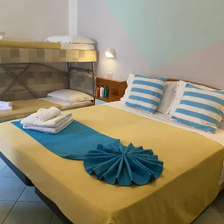 Otel Caterina 3*