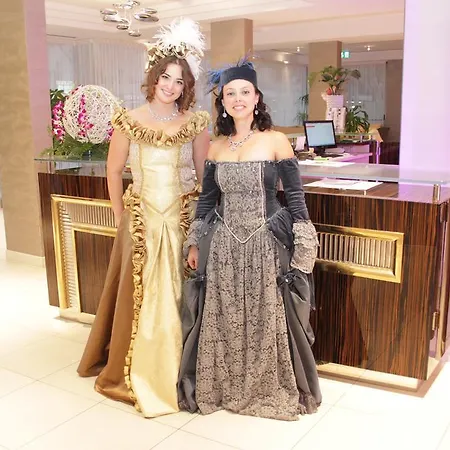 Otel Terminal Palace & 4*