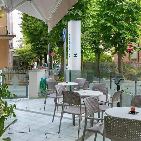 Hotel Denny