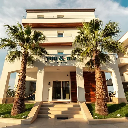 & Me Hotel