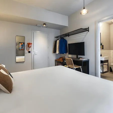 Hotel Homie 3*