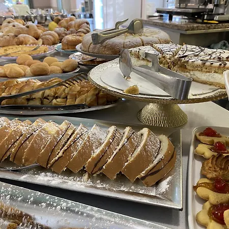 فندق مبيت وإفطار Nanni Garni ريميني