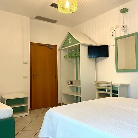 Acquario Hotel 3*