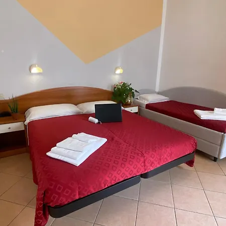 Hotel Caterina 3*