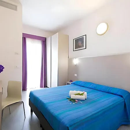 Argia Hotel 3*