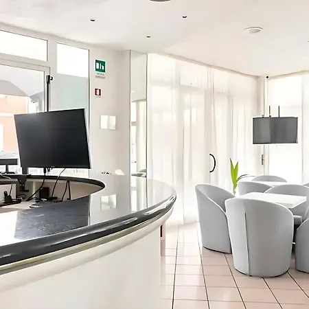 Argia Hotel 3*
