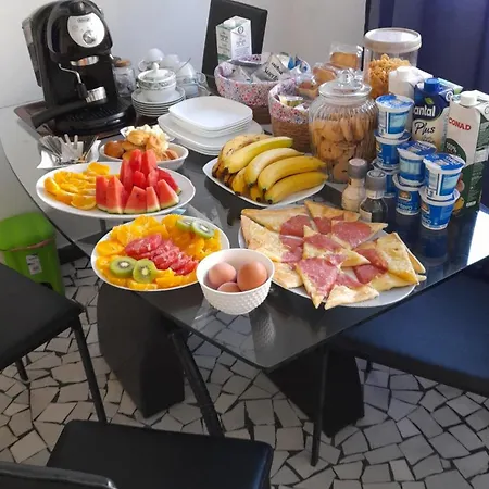 Bed & Breakfast King