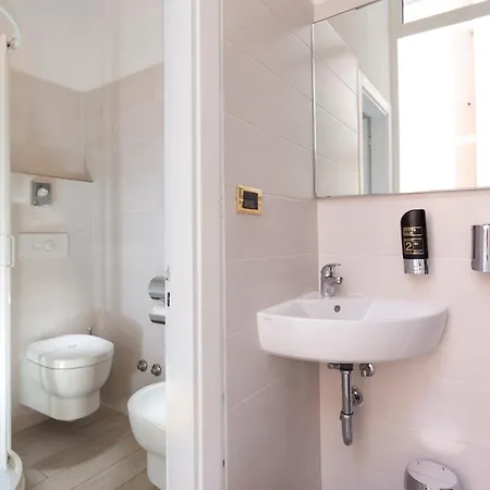Italia Boutique Hotel