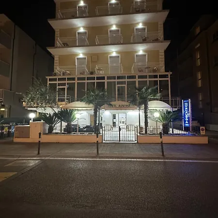 Austria Hotel 2*