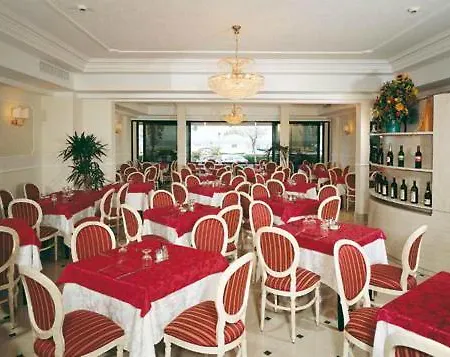 Hotel Executive La Fiorita 4*
