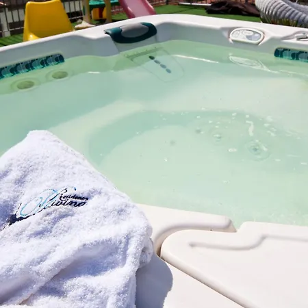 Hotel apartamentowy Divina