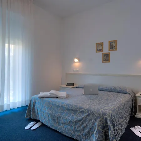 Hotel apartamentowy Divina Rimini