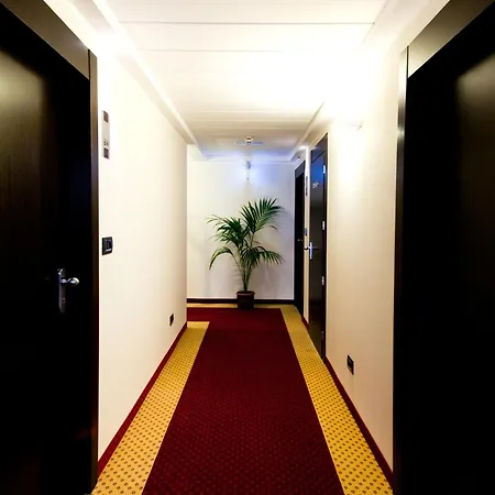 Otel Terminal Palace & Rimini