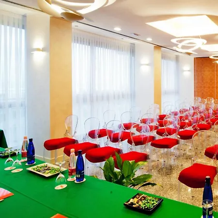 Otel Terminal Palace &