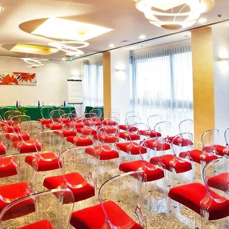 Otel Terminal Palace &