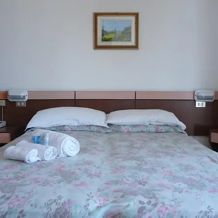 Szálloda Suprem Sul Mare