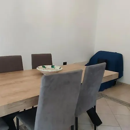 Apartment Homs *