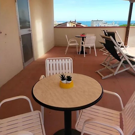 Hotel Goldene Rose 2*