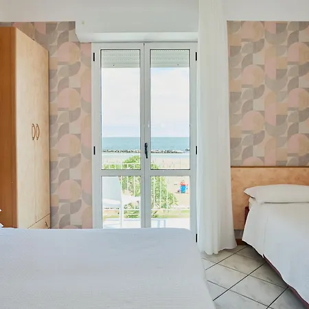 Hotel Acquario 3*