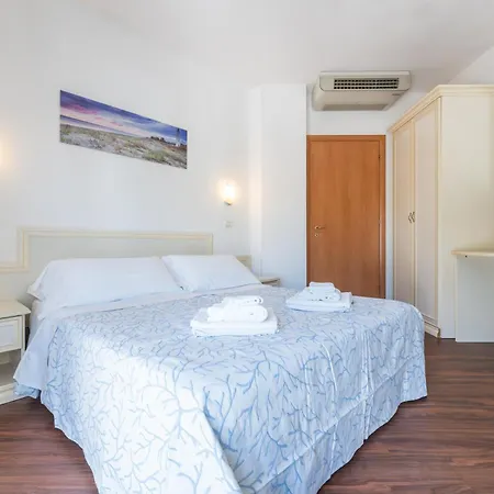 Hotel apartamentowy Marconi Mare 3*