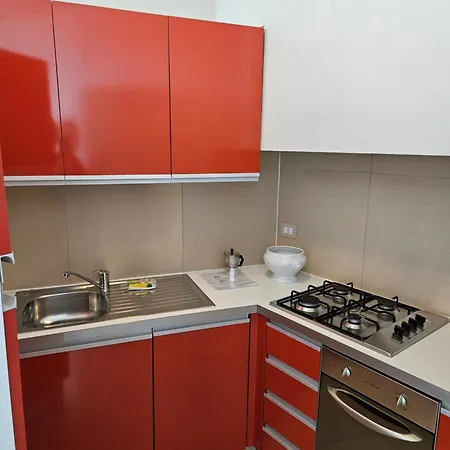 Delfina Aparthotel 3*