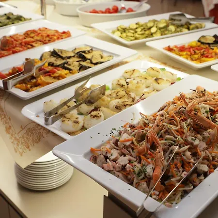 Helios Hotel 4*
