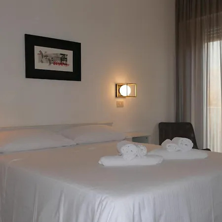 Hotel Spring 3*
