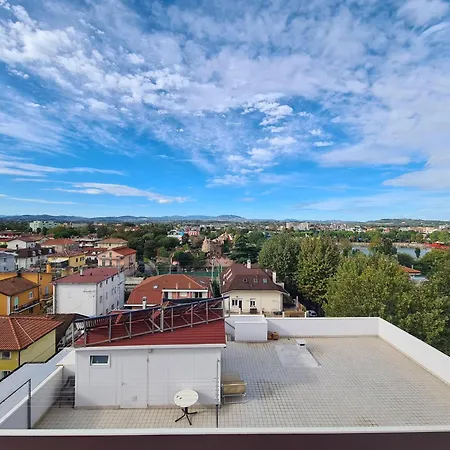 Colivingone-mora Pensjonat