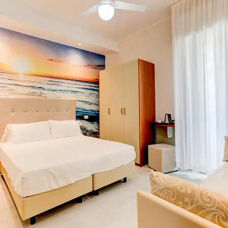 Sympathy Hotel