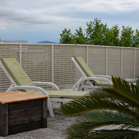 Arno Hotel 3*