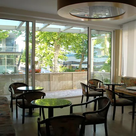 Arno Hotel Rimini