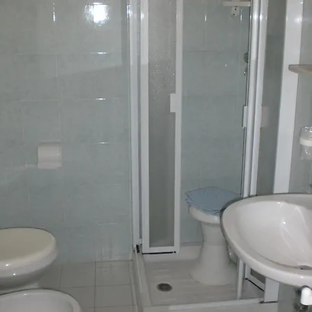 Hotel Arno 3*