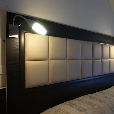 Hotel Arno 3*