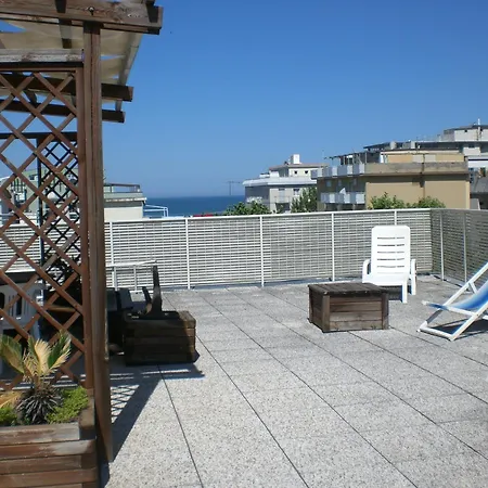 Otel Arno 3*