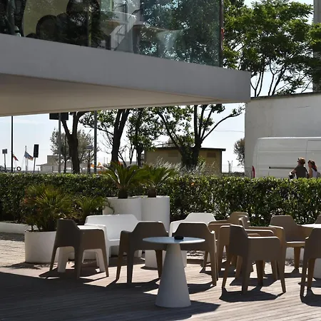 Regina Fronte Mare Hotel 3*