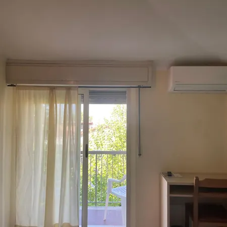 Отель Reale Римини
