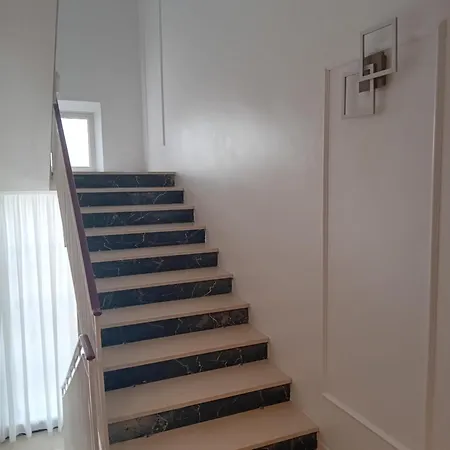 Mira Otel 2*