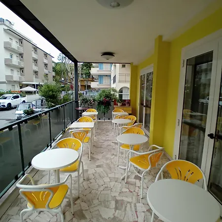 Mira Otel 2*