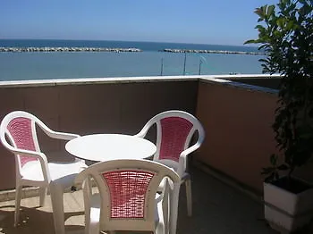 Vistamare Viserba Otel Rimini