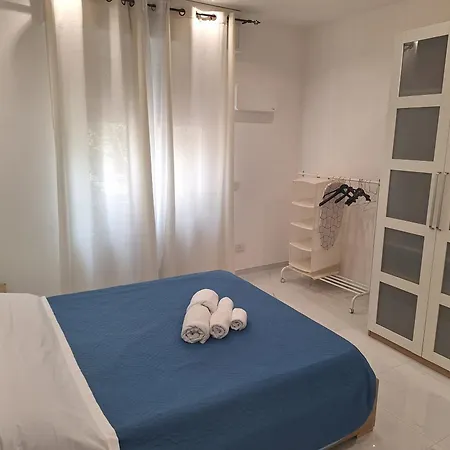 Apartamento Al Piano Terra Con Ingresso Indipendente, Vicinissimo Al Mare Rímini