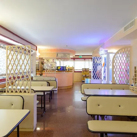 Hotel Colorado 3*